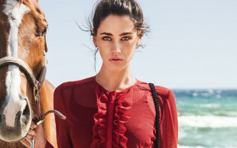La collection d'août 2016 est en ligne