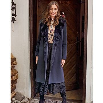 Manteau en Fourrure synthétique n°104 | Burda Style 12/20