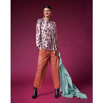 Chemisier en Viscose , Rayon n°110 | Burda Style 01/22