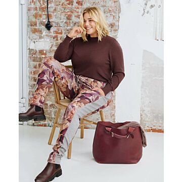 Pantalon en Tissu léger n°122 | Burda Style 02/22
