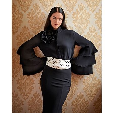 Chemisier avec fleur à épingler en viscose n°105 | Burda Style 12/23