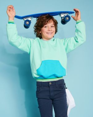Sweat à capuche en jersey n° 8 | Burda Easy Kids n°1/2022
