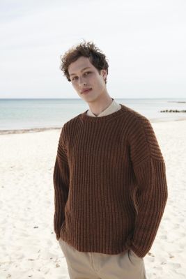 Pullover unisexe en brioche
 #02 | Burda Mailles n°18 - 2022