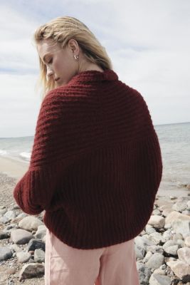 Veste en demi-brioche
 #03 | Burda Mailles n°18 - 2022