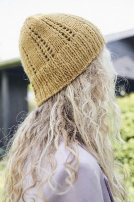 Bonnet
 #22 | Burda Mailles n°18 - 2022