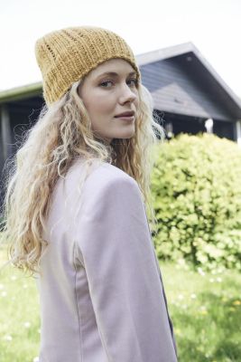 Bonnet
 #22 | Burda Mailles n°18 - 2022