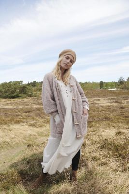 Veste en bouclé
 #32 | Burda Mailles n°18 - 2022