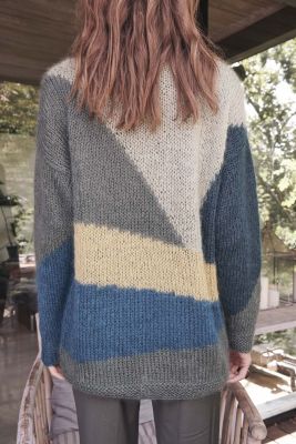 Pullover en blocs de couleur #24 | Burda Mailles n°19 - 2022