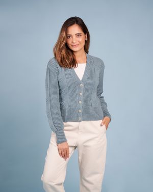 Gilet en jeu de points
 #17 | Burda Mailles n°20 - 2023