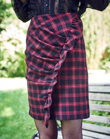 Minijupe drapée n°106 de Burda Style Octobre 2017
