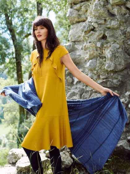 Robe d'après midi n°107 de Burda Style Decembre 2016