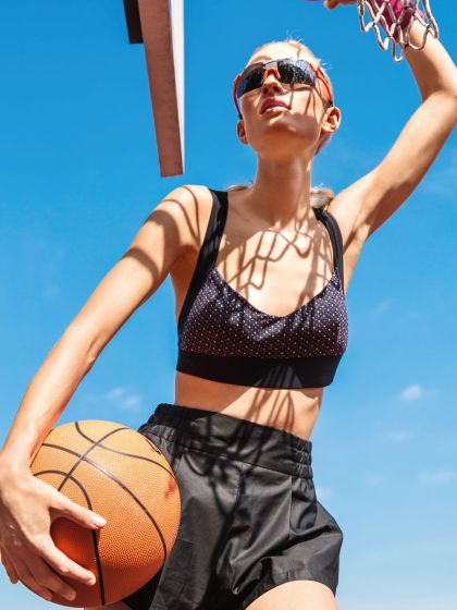 Brassière n°107 de Burda Style Janvier 2017