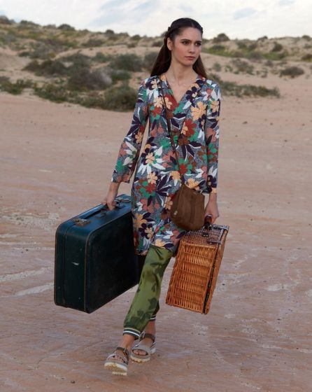 Robe trapèze  n°108 de Burda Style Avril 2017