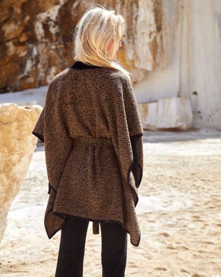 Cape poncho n°112 de Burda Style Octobre 2017