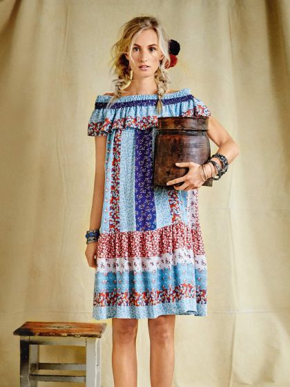 Robe épaules nues n°119 de Burda Style Mars 2017