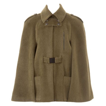 Cape n°120 de Burda Style Décembre 2014
