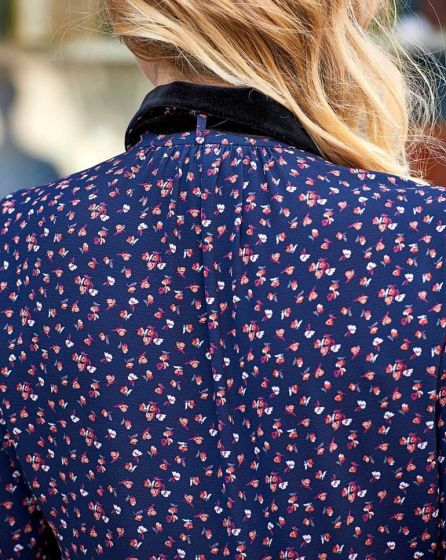Robe à jabot n°126 de Burda Style Novembre 2017