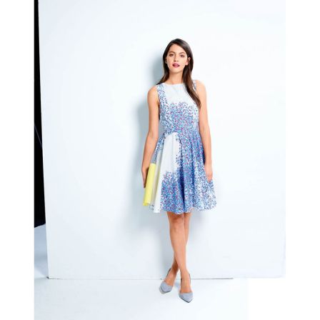 Robe dos-nu n°128 de Burda Style Avril 2015