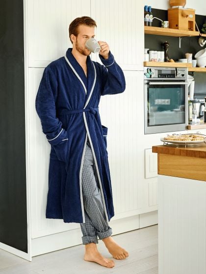 Peignoir homme n°133 de Burda Style Decembre 2016