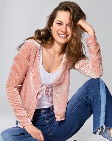 Cardigan en Velours n°1 | Burda Easy 3/20