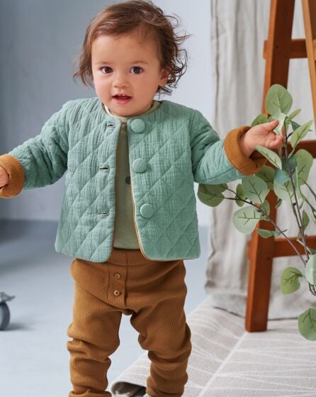 Veste pour bébé en tissu matelassé n°135 | Burda Style 09/22