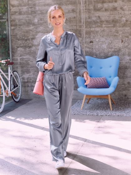 Combinaison en satin n°110 | Burda Style 01/16