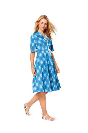 Robe encolure en V col à revers pointu n°6497