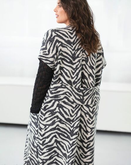 Gilet en lainage n°408 | Burda Curvy 03/23