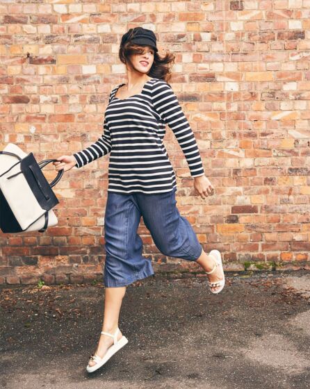 T-Shirt en jersey n°407 | Burda Curvy 02/24