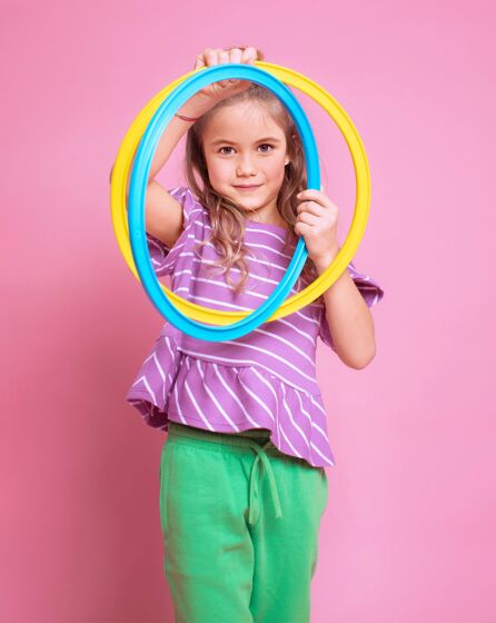 Top en interlock n°17 | Burda Best Of bébés & enfants 03/23