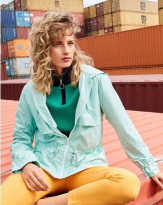 Coupe-vent n°110 de Burda Style Février 2019