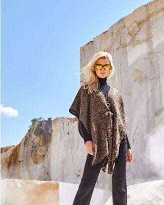 Cape poncho n°112 de Burda Style Octobre 2017