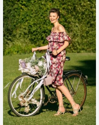 Robe épaules nues n°119 de Burda Style Mars 2017