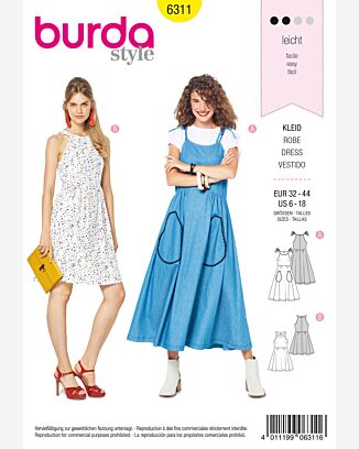 Robe dos nu avec un parement d'encolure n°6311