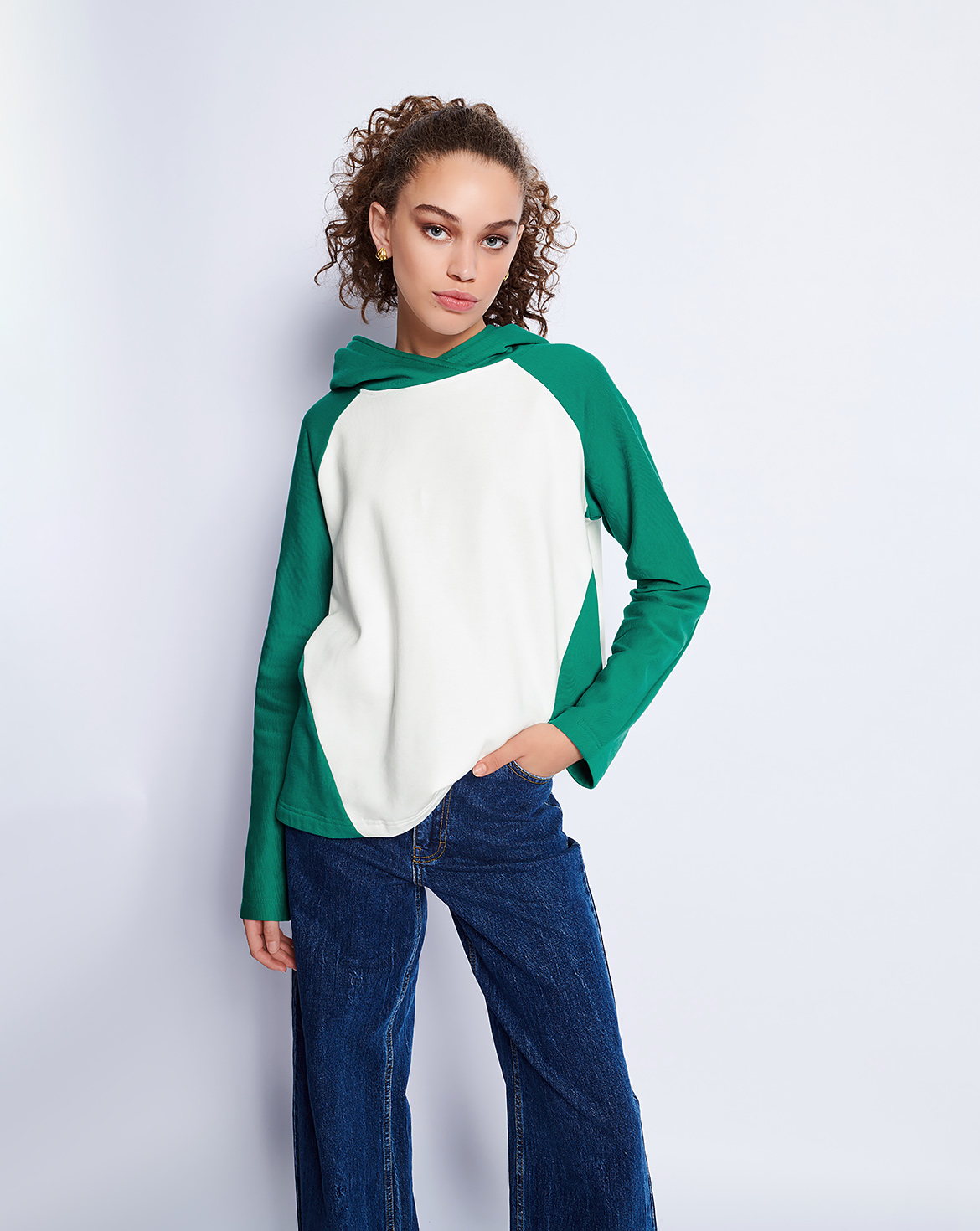 Sweatshirt n°5 | Burda Easy 2/2023